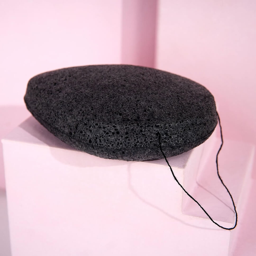 Brushworks Natural Charcoal Infused Konjac Sponge