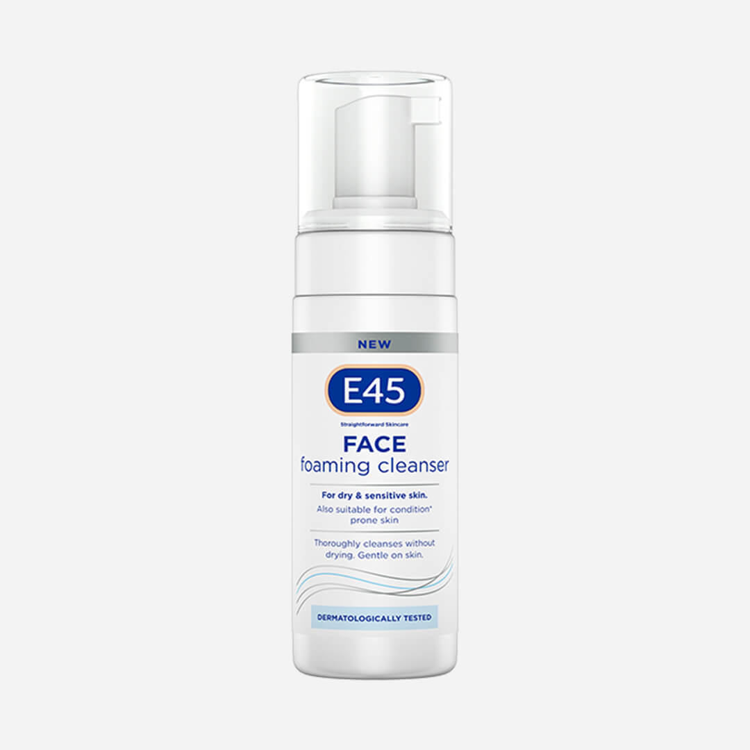 E45 Face Foaming Cleanser