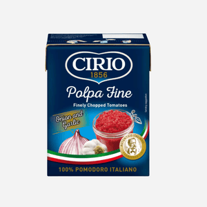 Cirio Finely Chopped Tomatoes With Onion & Garlic